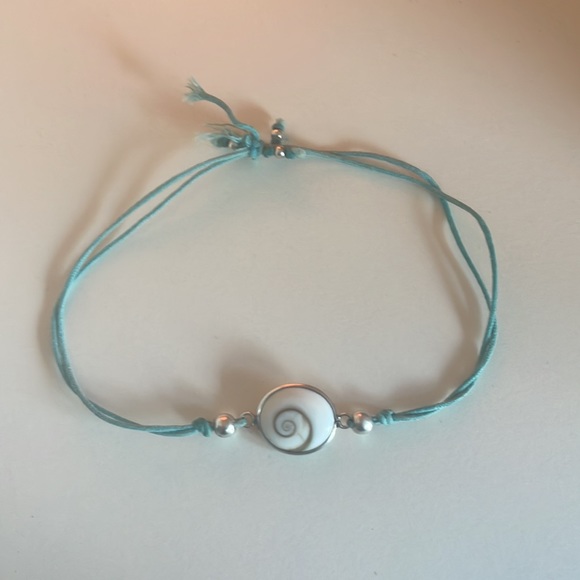 Seashell adjustable bracelet. - Picture 2 of 4